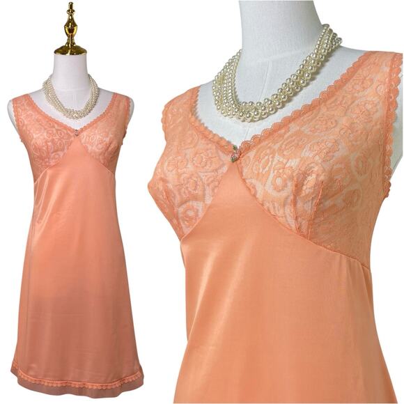 Vintage 60s Schiesser Peach Nylon Sheer Lace Pointy Bust Full Slip Dress Size M - Picture 1 of 13